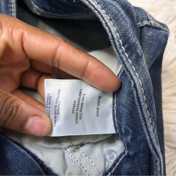 ◾️Silver Jeans Avery Skinny Crop Capri - Picture 5 of 8